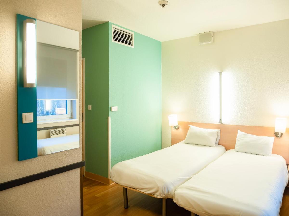 Ibis Budget Krakow Bronowice Hotel Екстериор снимка